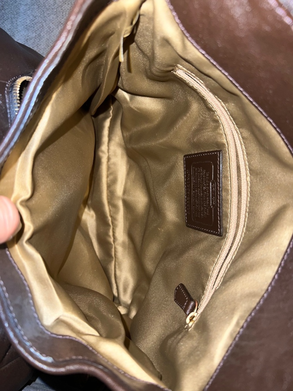 Coach purse - Picture 6 of 8